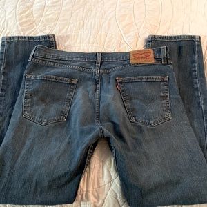 Levi’s distressed 505’s